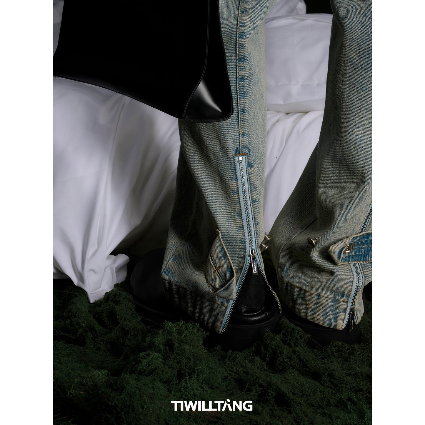 TIWILLTANG Qi Shi Lu &quot;Qin Yu Pleats&quot; Retro Washed Hem Casual Denim Straight Pants