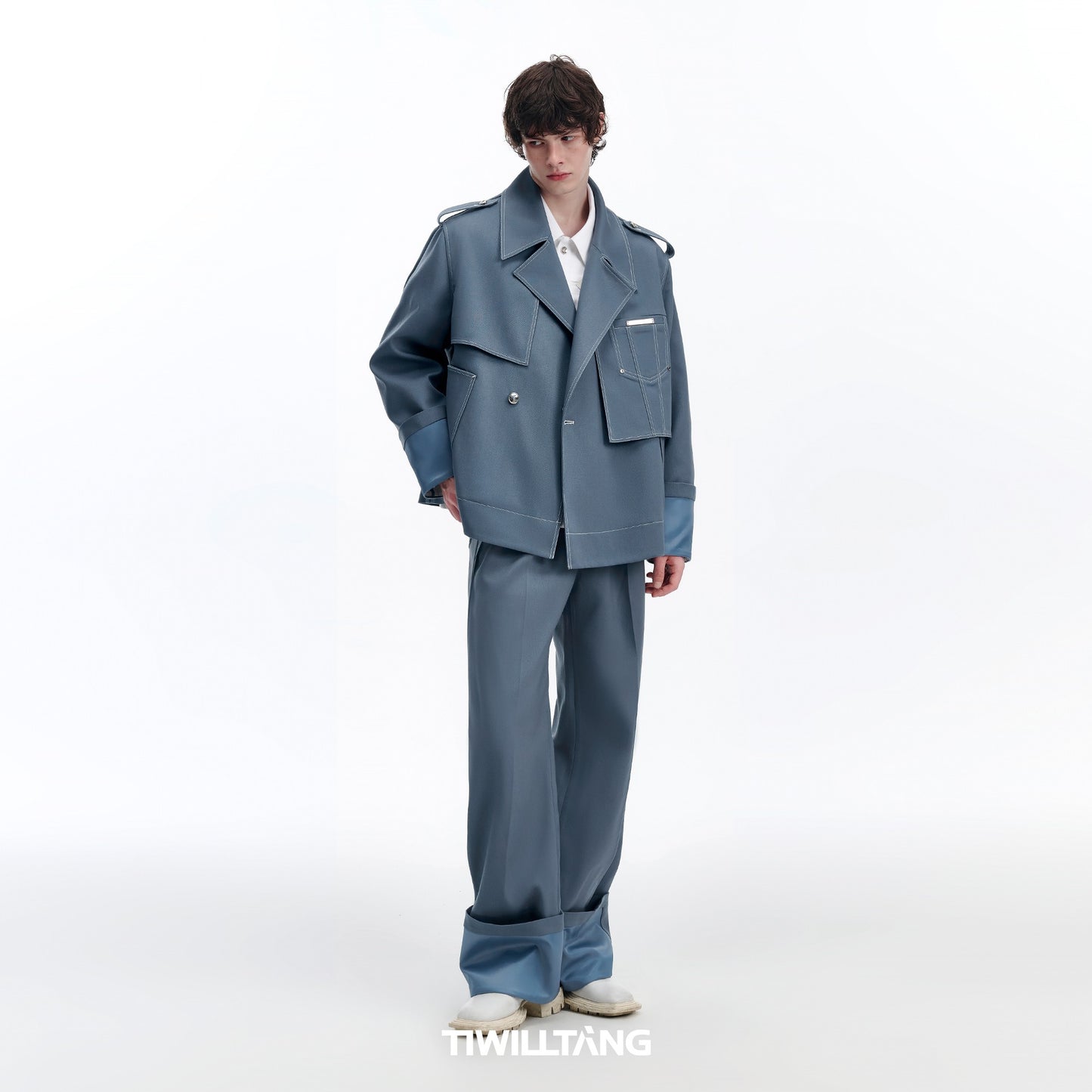 TIWILLTANG Qi Shi Lu &quot;Zhi Feng Ji Jing&quot; personalized design contrast line fold casual straight trousers