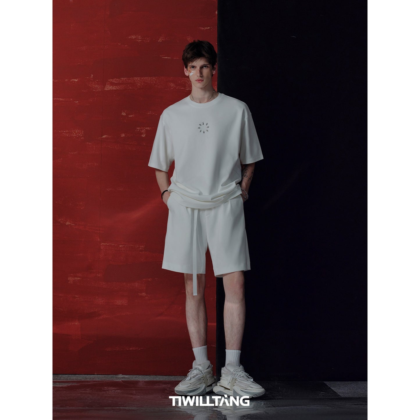 TIWILLTANG Qi Shi Lu &quot;Ling Jin Shape&quot; asymmetric loose work shorts summer sports casual pants men