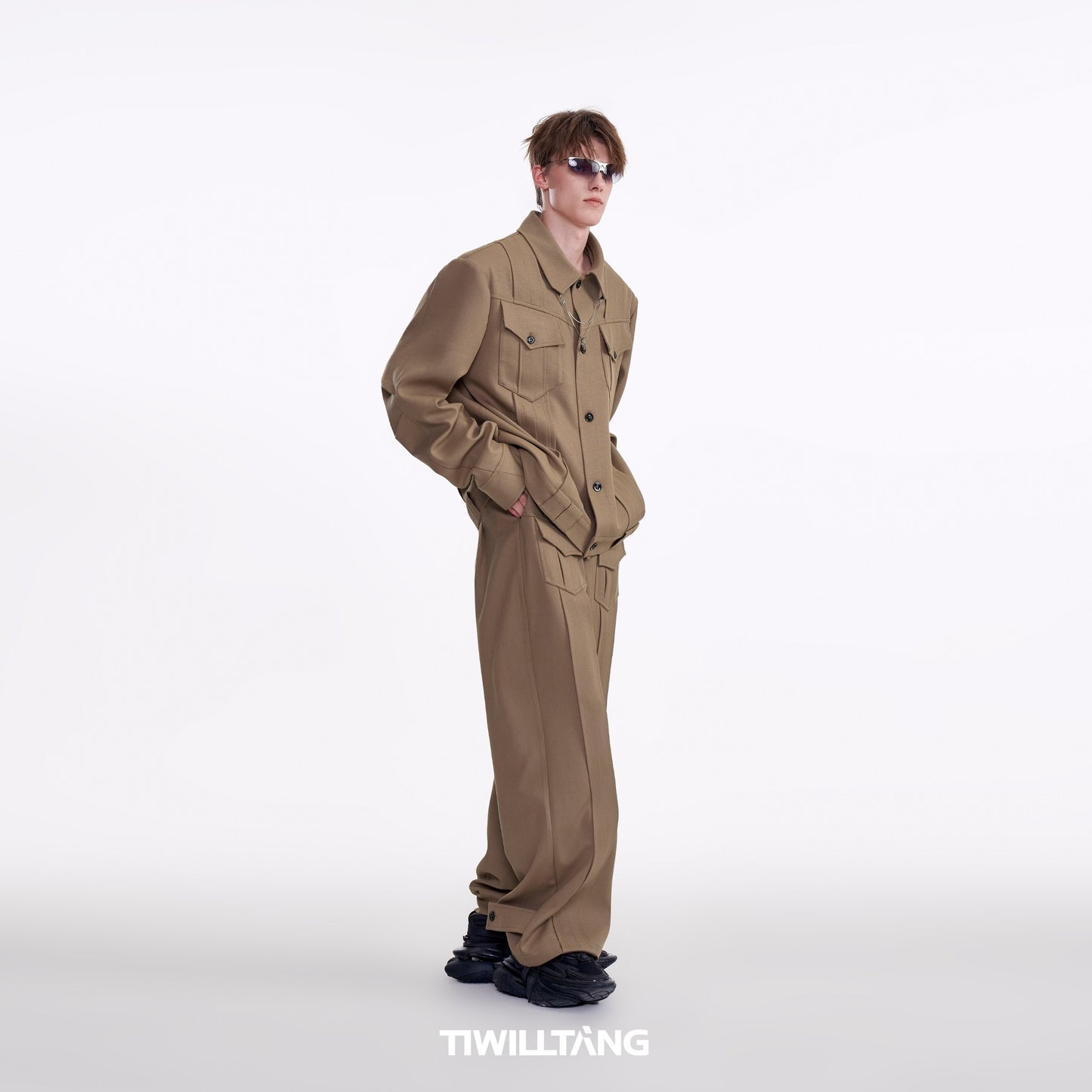 TIWILLTANG Qi Shi Lu &quot;Lin Ci Zhi Xi&quot; special-shaped metal button visible pleat adjustable casual pants