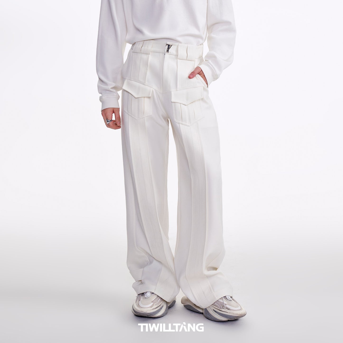 TIWILLTANG Qi Shi Lu &quot;Lin Ci Zhi Xi&quot; special-shaped metal button visible pleat adjustable casual pants