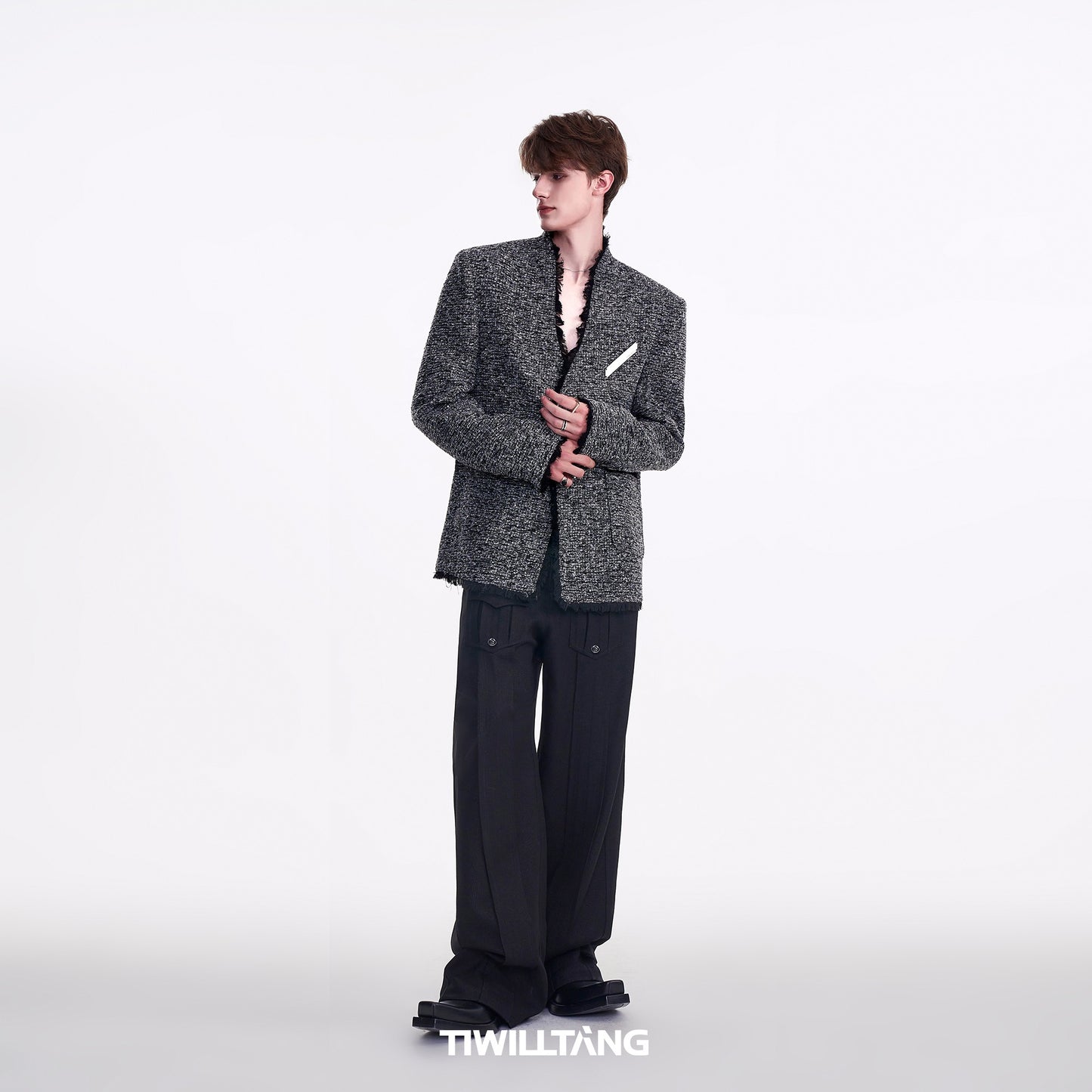 TIWLLTANG Qi Shi Lu &quot;Sang Hu Zhi Ye&quot; handmade floral yarn brushed arc stand collar tweed suit