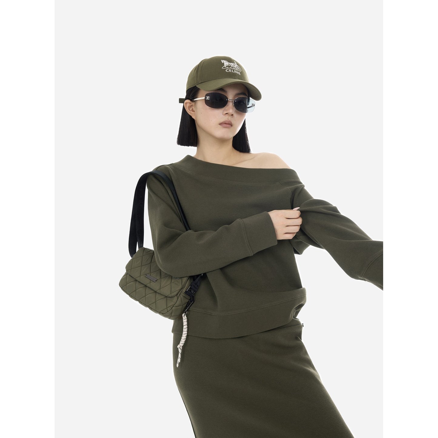 HONORE Guyue sportychic oblique shoulder careful American lazy skin-friendly cotton sweater skirt suit