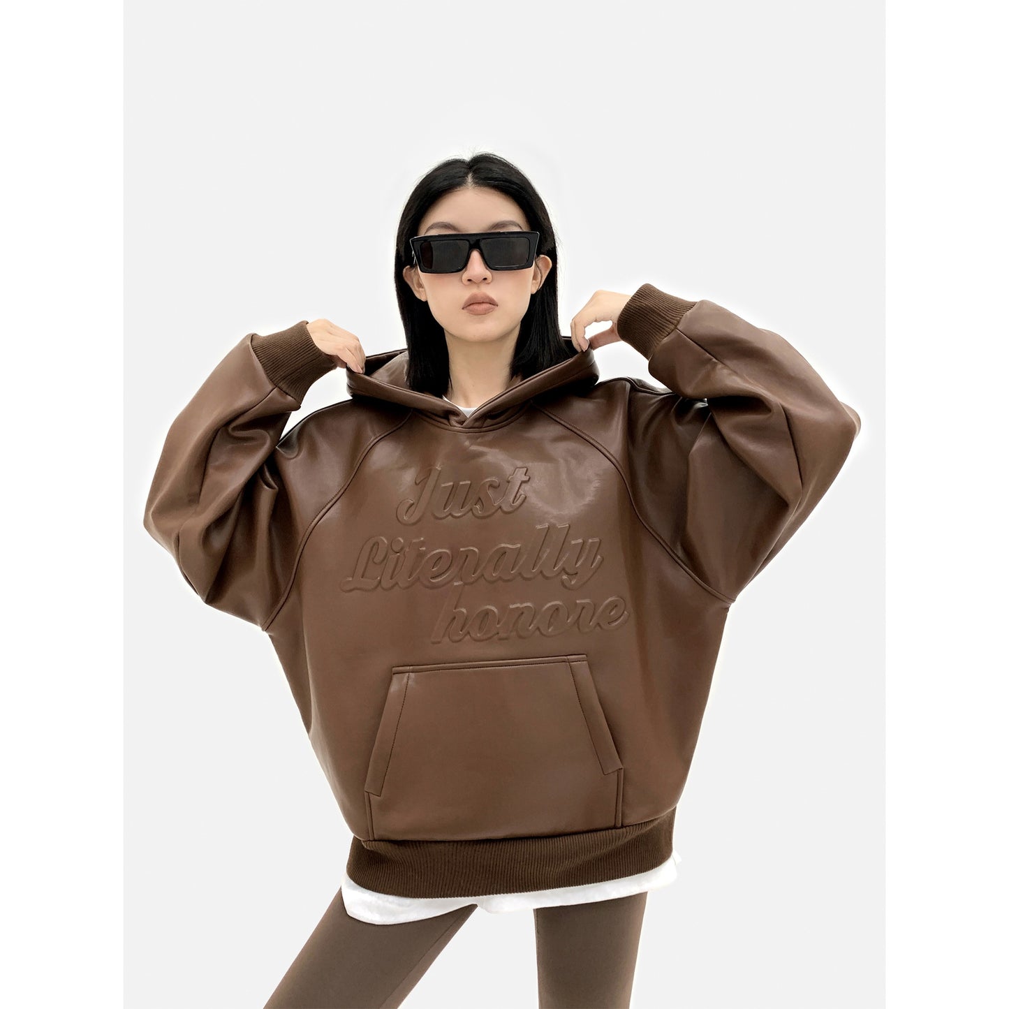 HONORE Gu Yue You Qian Sports Series Z Eco-friendly Leather Letter Design American Fashion Brand Hooded Sweatshirt