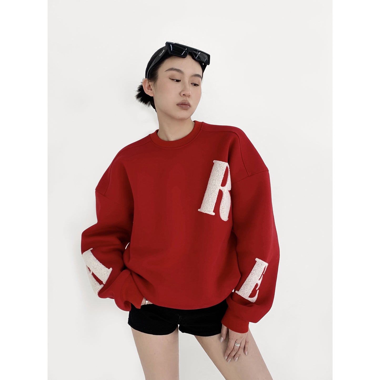 HONORE Guyue high-level player small loose red towel embroidered letter pullover casual sweatshirt