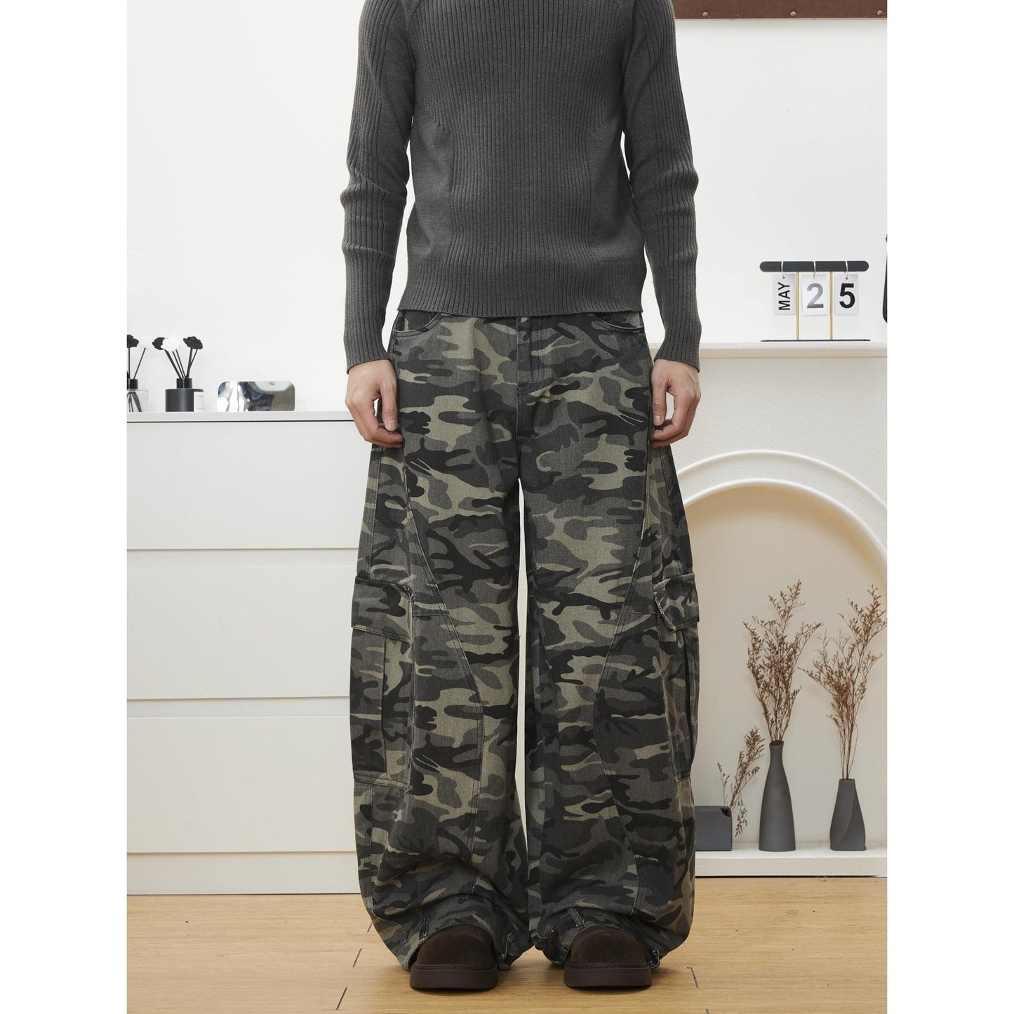 BTSG American retro silhouette camouflage multi-pocket machete overalls reverse design loose wide-leg casual trousers